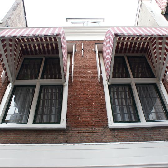 Vrouwensteeg 11, Leiden