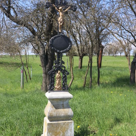 Kříž u sadu v Jackově