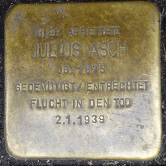 Stolperstein en memoria de Julius Asch