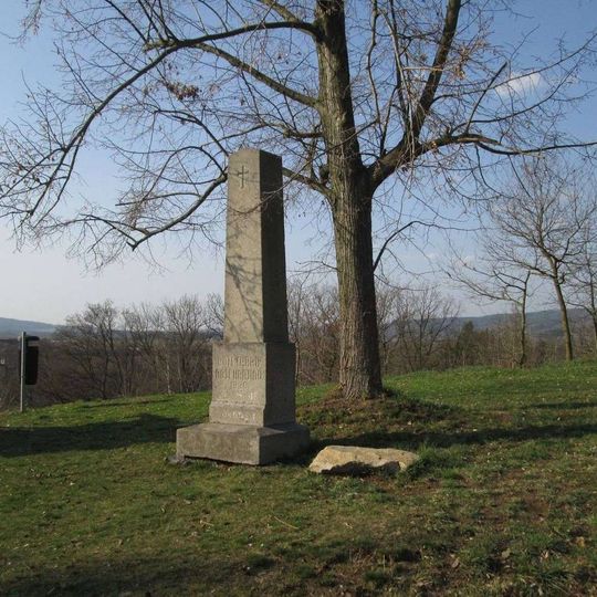 Vyšší památník nad Nezvěsticemi