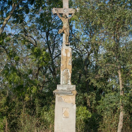 Kříž nad Dolním rybníkem