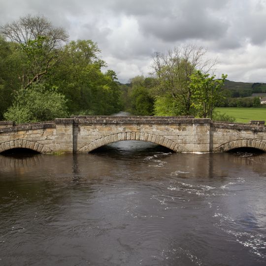 Lochwinnoch Village, Calder Bridge over River Calder