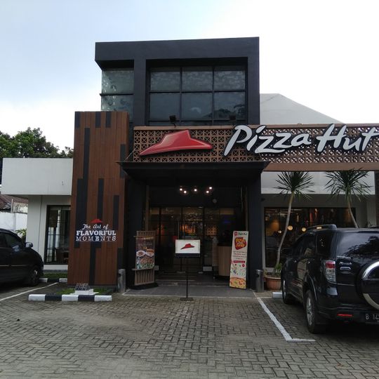Pizza Hut