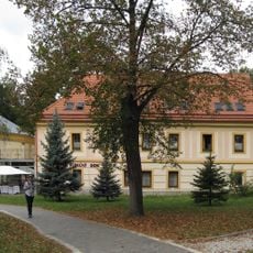 Kúpele Sklené Teplice, pavilón