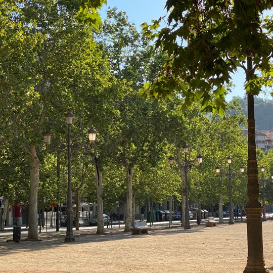 Conjunto de Farolas del Paseo del Salón