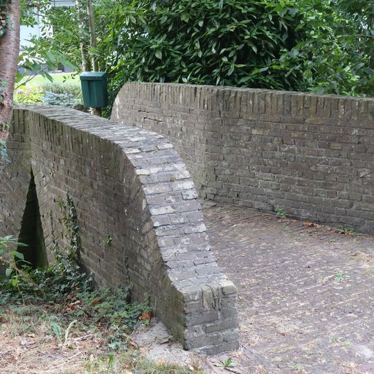 Brug bij Meerweg 1, Bergen