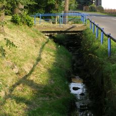Mostek přes Metylovku v Metylovicích k jižní straně sokolovny