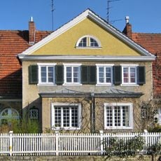 Wohnhaus Kirschenallee 18 Ebereschenallee 41