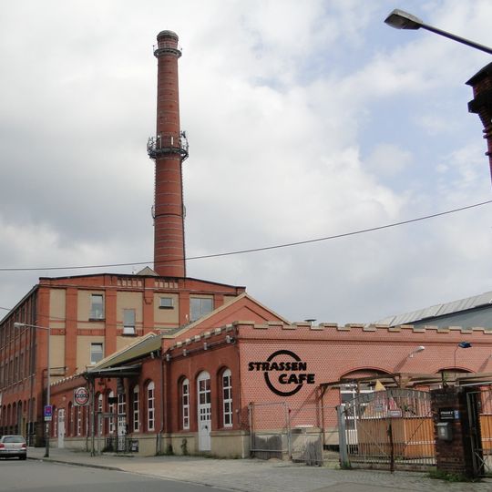 Werner-Hartmann-Straße 4, 6