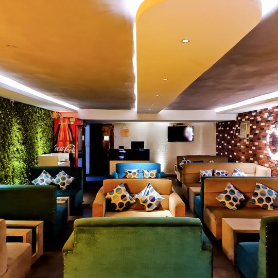 Caafe 360 Degree Kankurgachi