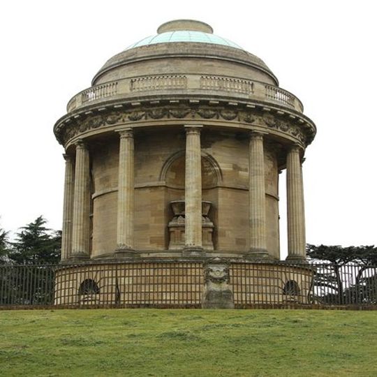 Mausoleum, Wall And Screen