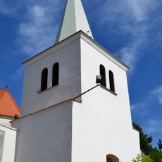 Fars. kostol sv. Michala Archan. , zvonica s kaplnkou