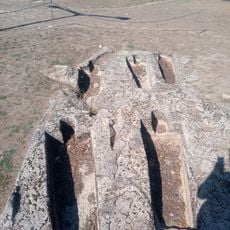 Conjunto de sepulturas escavadas em rocha a noroeste das muralhas de Trancoso