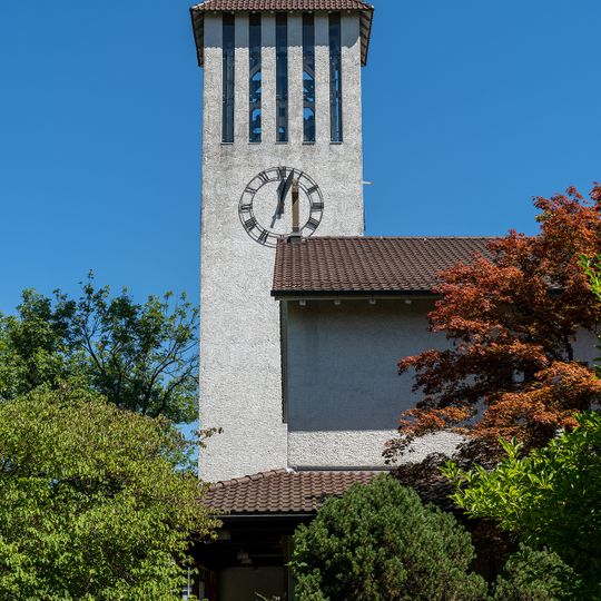 Evangelisch-reformierte Kirche mit Pfarrhaus
