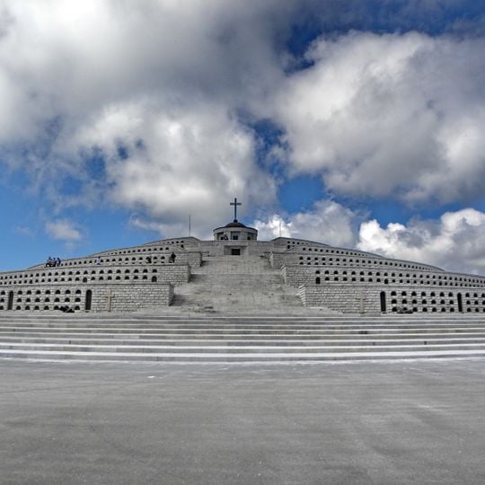 Sacrario militare del Monte Grappa