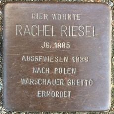 Stolperstein en memoria de Rachel Riesel