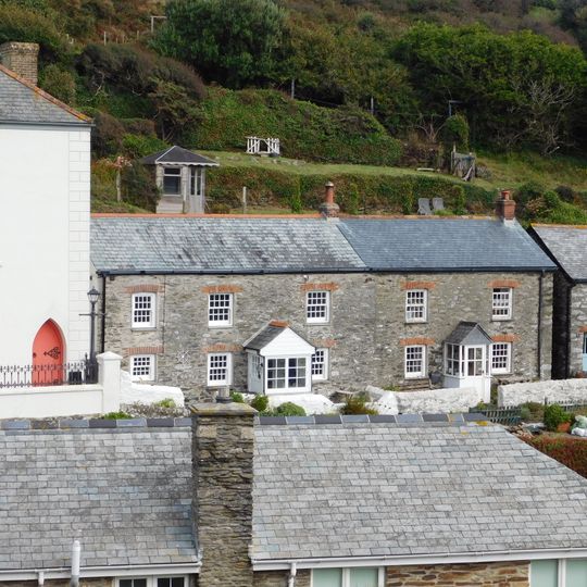 Anchor Cottage  Wheel Cottage