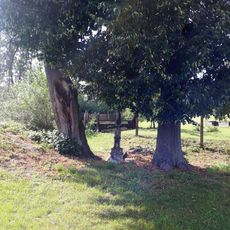 Kříž v západní části Buřenic