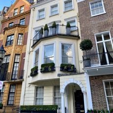 23, Charles Street W1