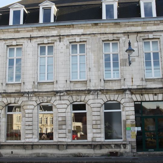 Maison, 11 place Victor-Hugo