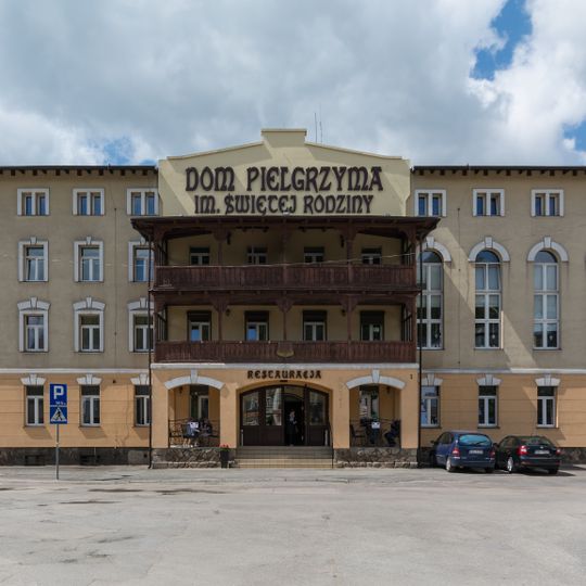 Hotel, ob. dom wycieczkowy