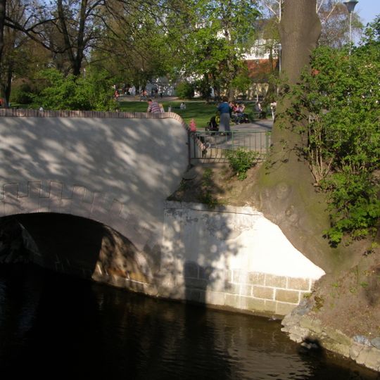 Můstek přes Čertovku k Tyršovu domu