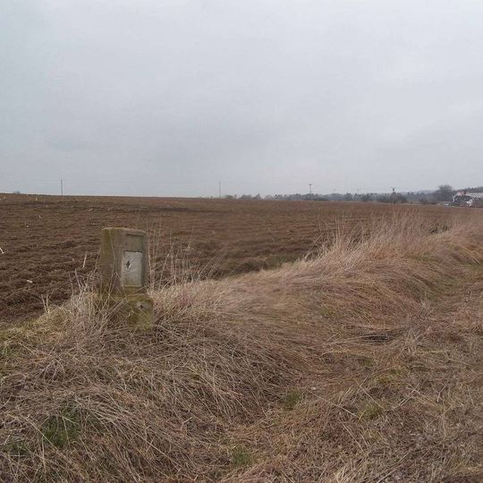 Kříž pod Křížovým vrchem u Černotína