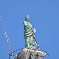 Statue