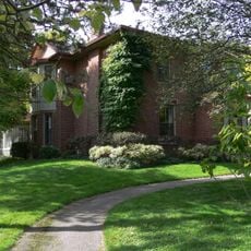 361 Park Street North