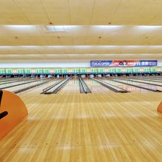 E-BOWLトマト西宮