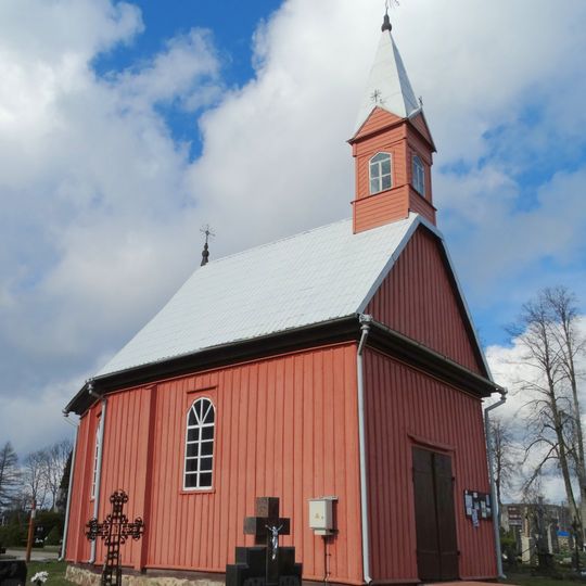 Kvėdarna cemetery chapel