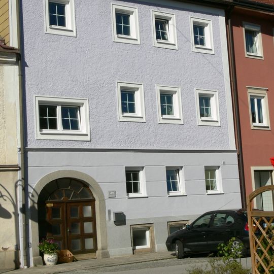 Bürgerhaus, ehem. Kupferschmiede und Befestigungsmauern