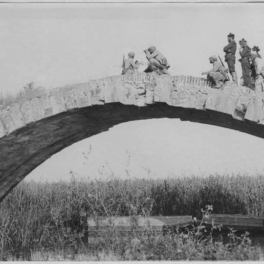 Kleidi Roman Bridge