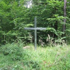 Kříž východně od Broum