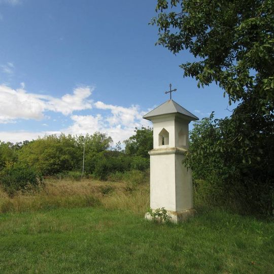 Boží muka v Nemilanech na ulici Lidická