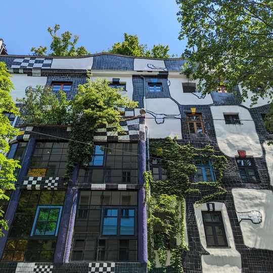 Kunst Haus Wien. Museum Hundertwasser