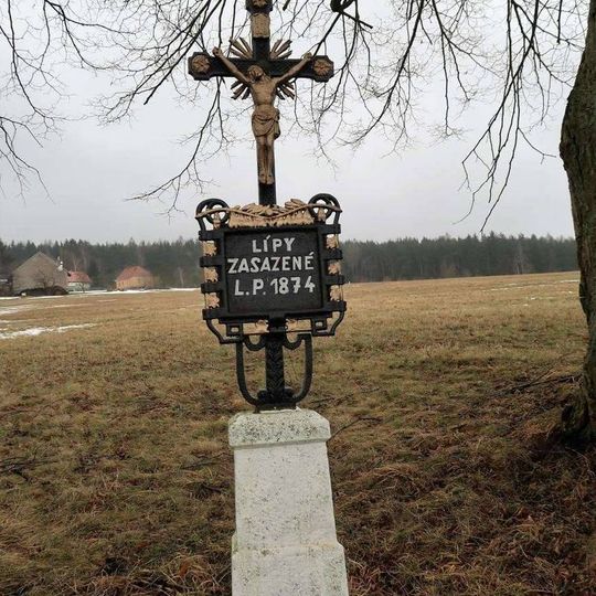 Kříž jihozápadně od Kvaně