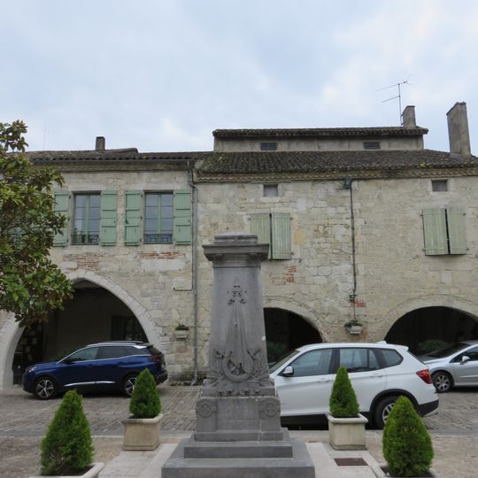 War memorial of Castelsagrat