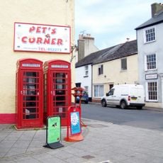 K6 Telephone Kiosks Outside Town Hall