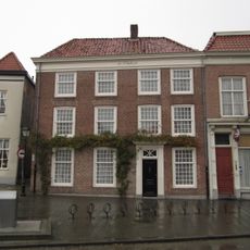 Hoekpand, samenvoeging van twee huizen