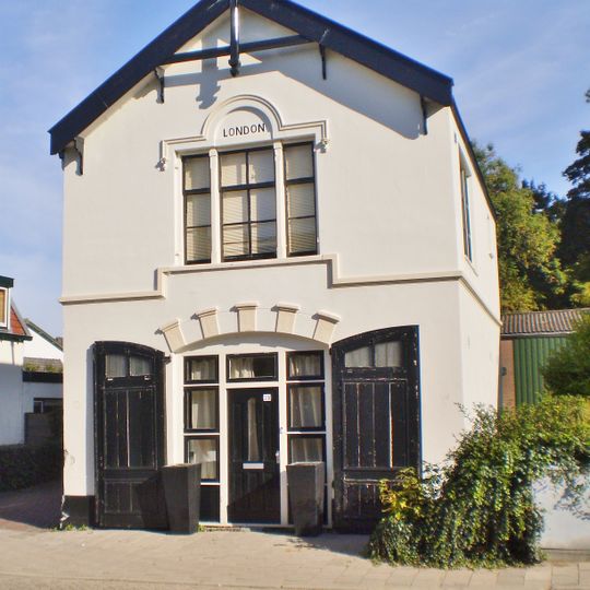 Koetshuis London