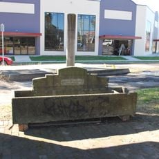 Horse trough