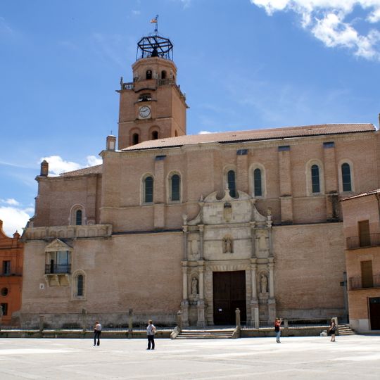 Colegiata de San Antolín