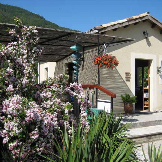 Le Domaine du Mûrier Aire Naturelle