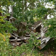 Jaungulbene Manor Building and Cellar