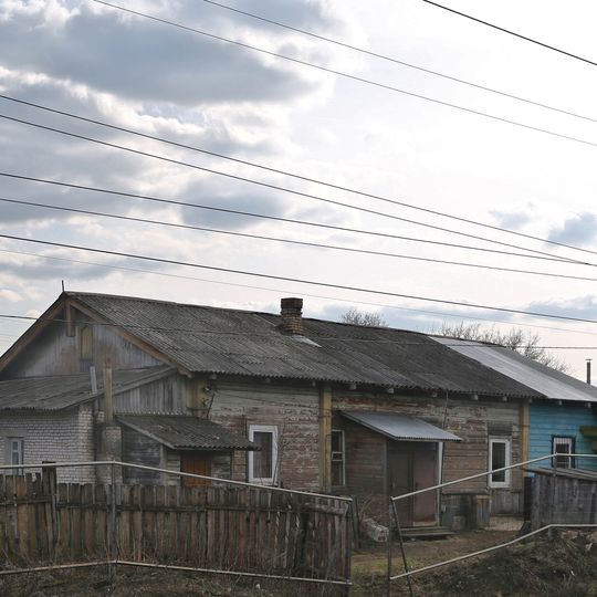 Дом для рабочих деревянный