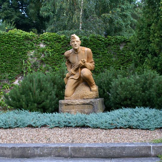 Pomník osvobození v Mírové ulici v Mimoni