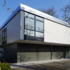 Wohnhaus Nußbaumallee 1/3