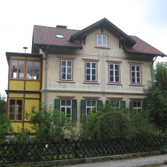Wohnhaus, ehem. kath. Privatschule