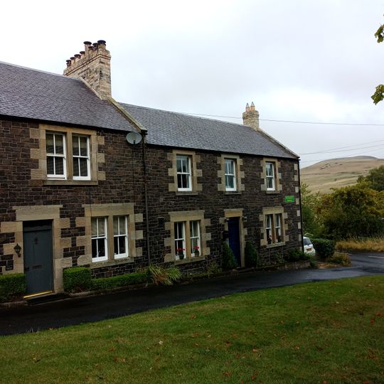 1 Bowmont Terrace, Town Yetholm